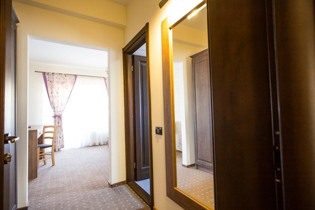 Pensiunea Royal Spa Piatra Neamt Room photo